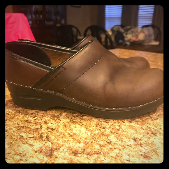 Dansko Shoes - Dansko clogs size 37 (US 7)